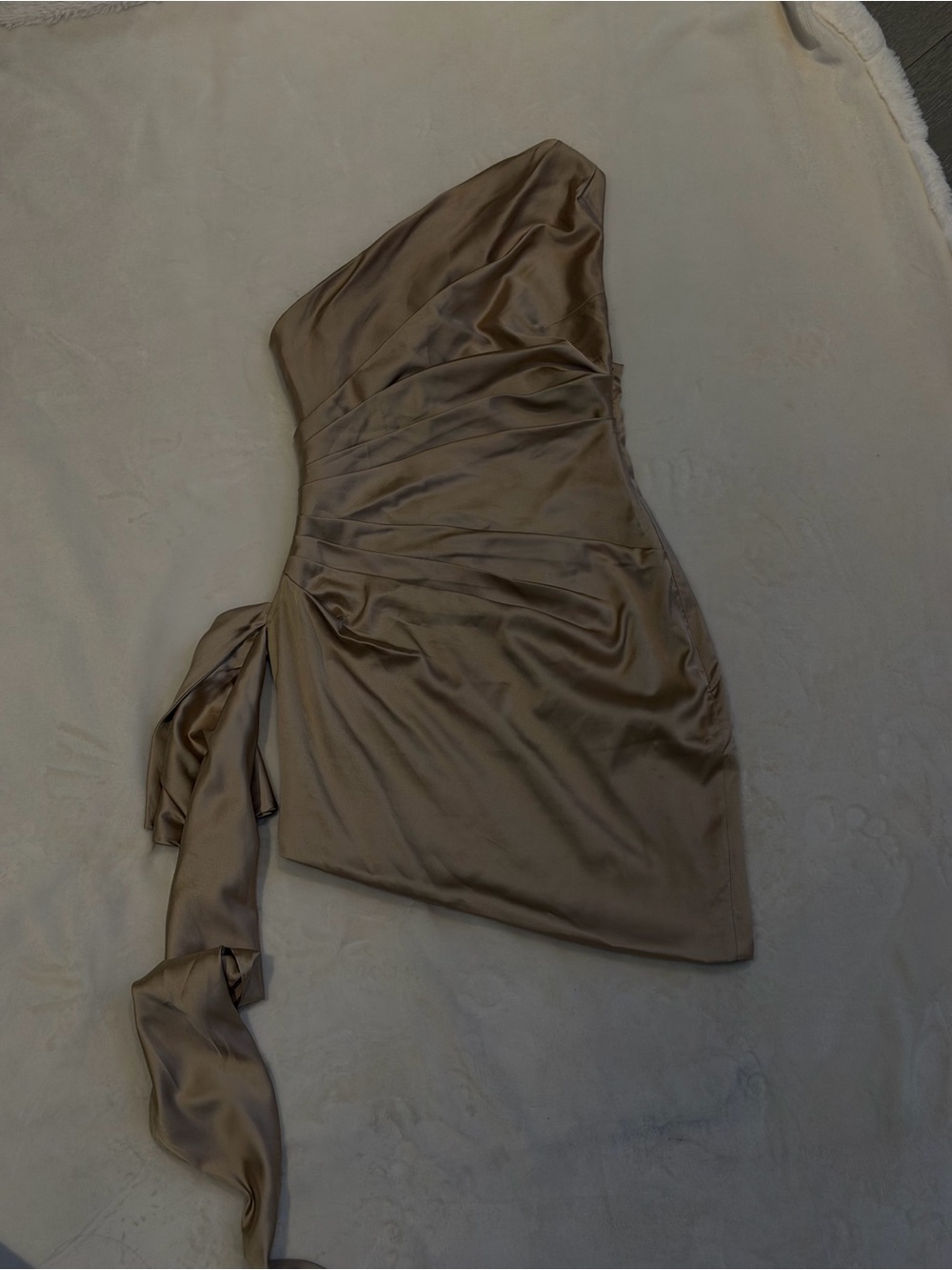 One-Shoulder Ruched Satin Mini Dress in Cream - Picture 7 of 9
